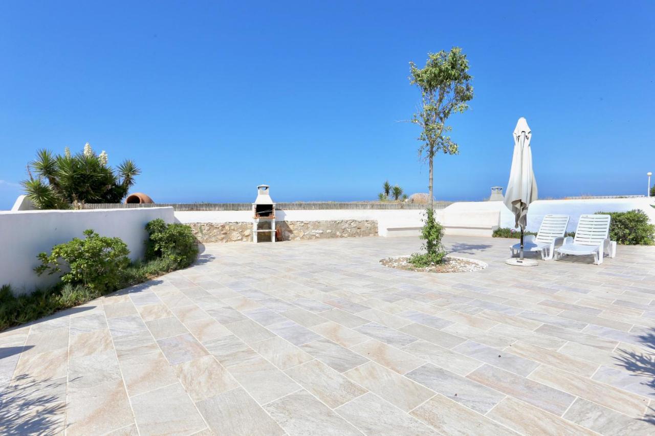 Urbanizacion El Oasis, 20 Villas En 1ª Linea Playa Денія Екстер'єр фото
