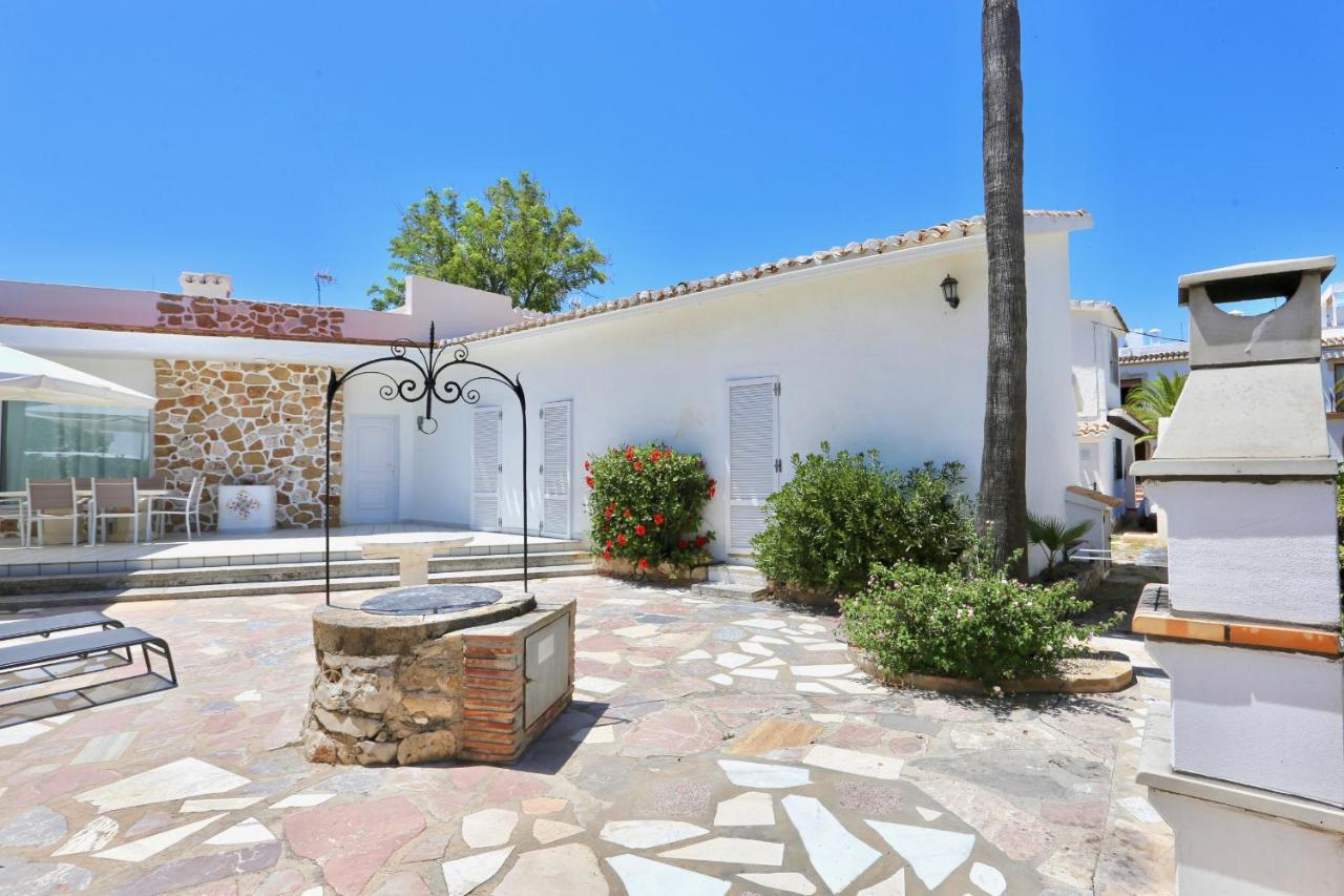 Urbanizacion El Oasis, 20 Villas En 1ª Linea Playa Денія Екстер'єр фото