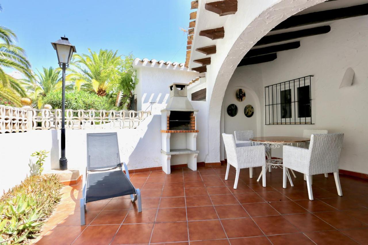 Urbanizacion El Oasis, 20 Villas En 1ª Linea Playa Денія Екстер'єр фото