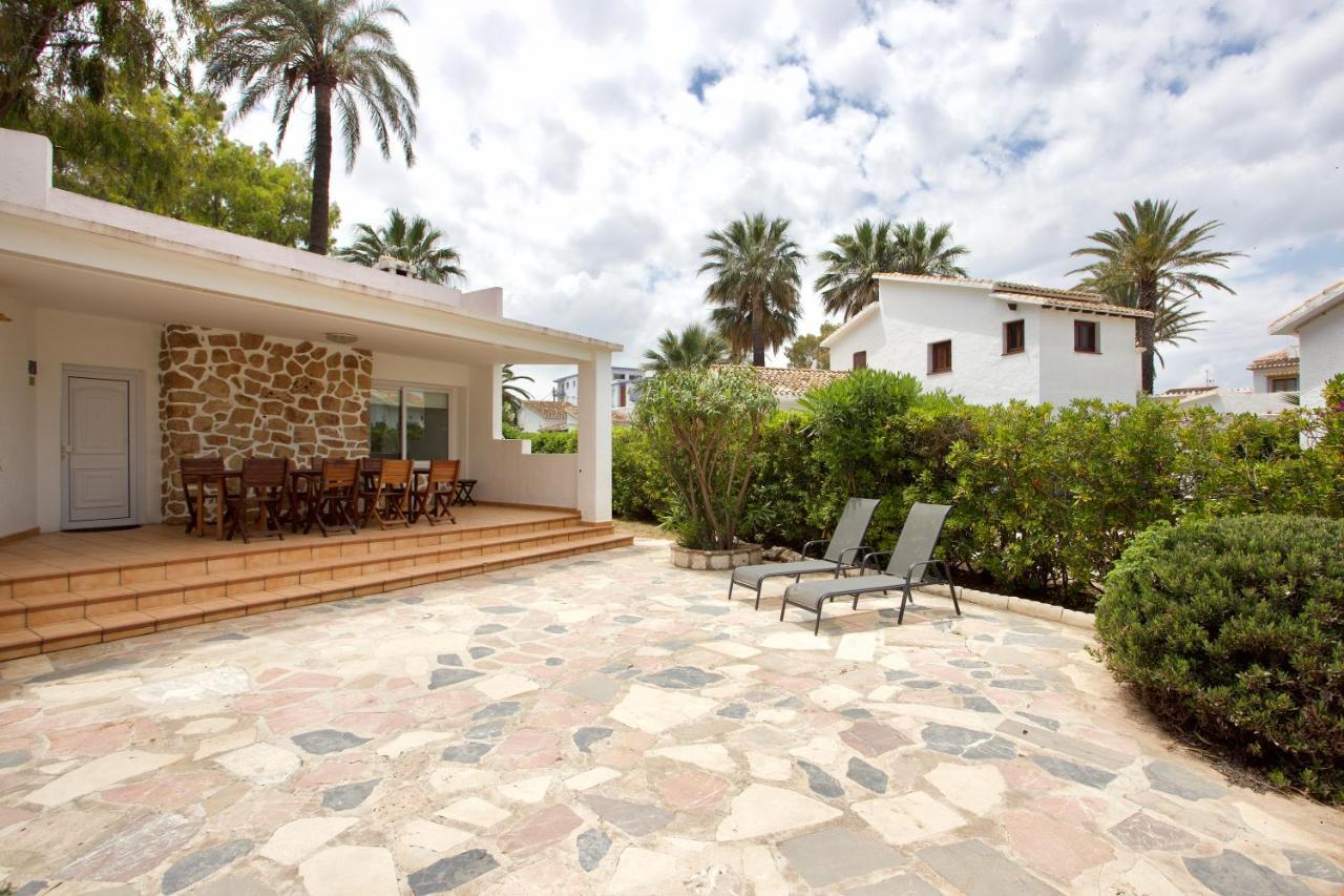 Urbanizacion El Oasis, 20 Villas En 1ª Linea Playa Денія Екстер'єр фото